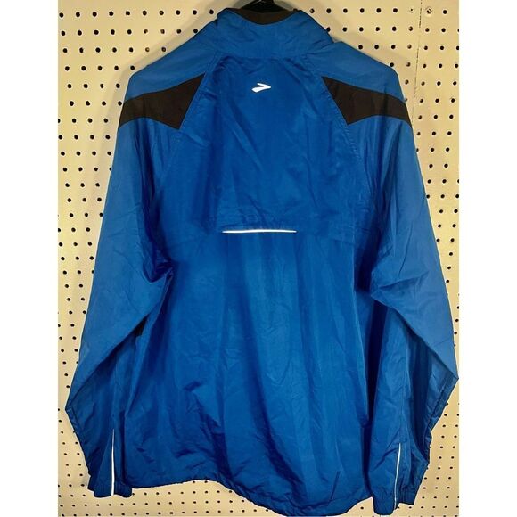 Brooks running zip up jacket - Picture 2 of 8